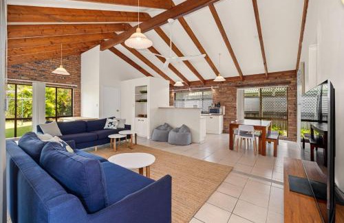 Pottsville House | Coastal Paws Pet friendly, family beach house in Pottsville