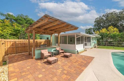 Melbourne House | Coastal Pool Retreat - 3BR Oasis Near Downtown and Beaches