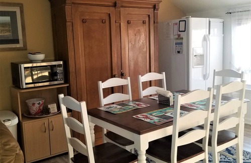 Biddeford House | Coastal private in-law suite on Hills Beach Saco River near OOB KBPT UNE