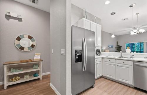 Bahama Bay House | Coastal unit with 3 bedrooms and Disney room
