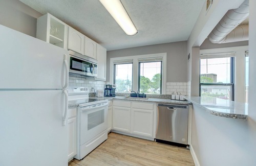 Nelson Apartment | Coastal Vibes - Apt E