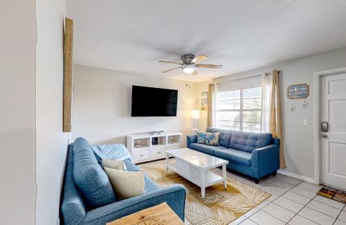 Redington Beach Apartment | Coastal Vibes