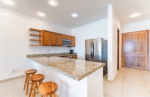 Huautlco Condo | Coastal Views and Private Beach Access