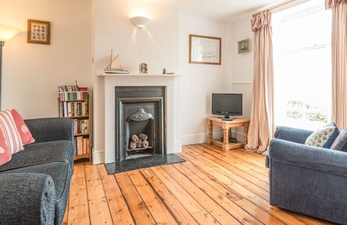 Newton by the Sea Cottage | Coastguard Cottage