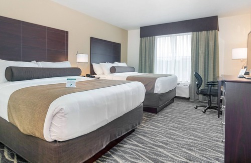 Janesville Hotel | Cobblestone Hotel and Suites Janesville