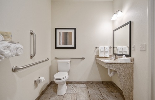 Two Rivers Hotel | Cobblestone Hotel & Suites - Two Rivers