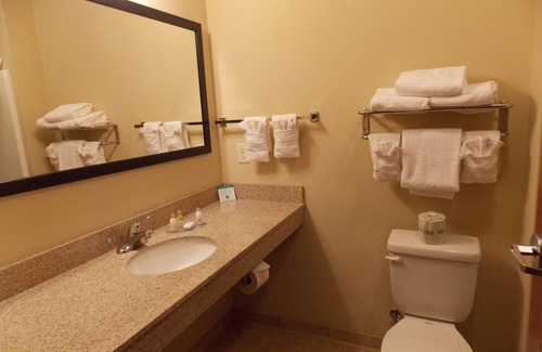 Eads Hotel | Cobblestone Inn & Suites - Eads