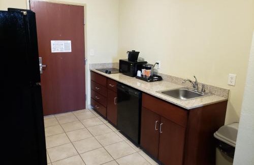 Holyoke Hotel | Cobblestone Inn & Suites - Holyoke