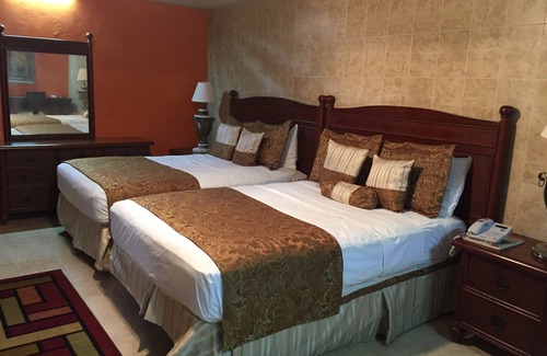 Kingstown Hotel | Cobblestone Inn