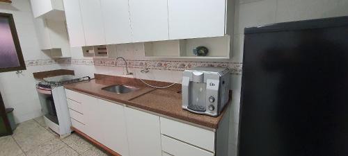 Meaipe Apartment | Cobertura com piscina e vista para o mar - VDI0401