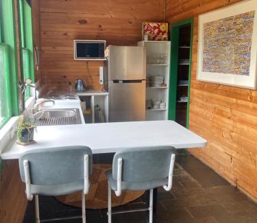 Coles Bay House | Cockatoo Park