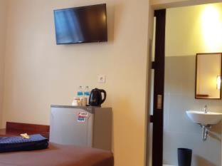 By Pass Ngurah Rai House | Coco De Heaven House