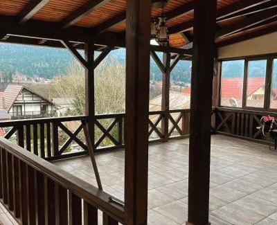 Busteni Cabin | Coco Home