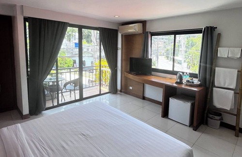 Kata House | Coco mountain view
