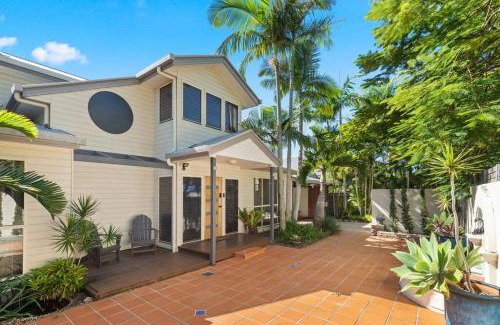 Torquay Villa | Coco Palms