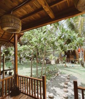 Tanjung Setia Hotel | Cocochill Surfhouse