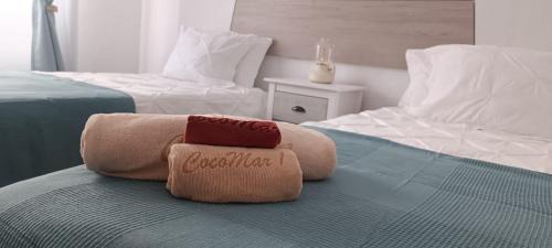 Los Cocoteros House | CocoMar I - Private heated pool with sea views