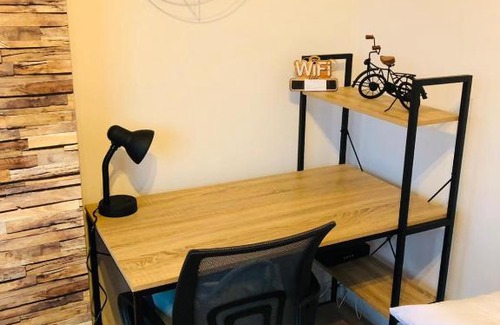 Centre Ville Apartment | Cocon Palois studio cosy dernier étage WIFI Fibre