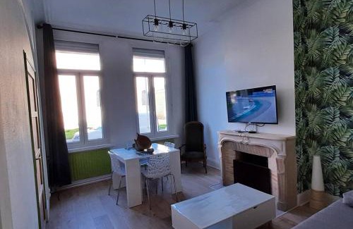 Dunkerque Centre Apartment | Cocon une surprise vous attend à Dunkerque