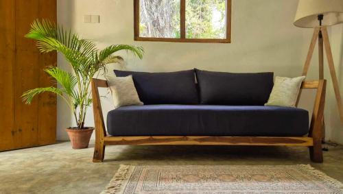 Dickwella House | Coconut Cabin - Hiriketiya Beach
