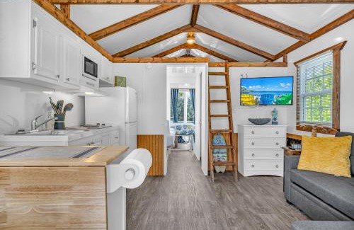 Marathon Hotel | Coconut Cay Marina & RV Park