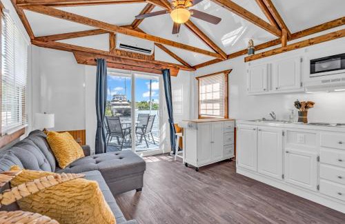 Marathon Hotel | Coconut Cay Marina & RV Park