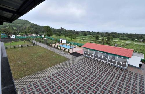 Igatpuri House | Coconut County
