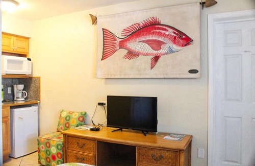Bay Esplanade Apartment | Coconut Grove Beach Resort Suite 4