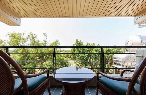 Hengchun House | Coconut Grove House B and B