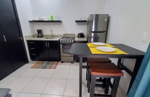 Samara House | Coconut Life Cabinas "Rockford"- New and Modern