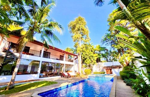 Rawai Villa | Coconut Palms Villa, Large & Elegant Private Pool Villa in Rawai, Phuket