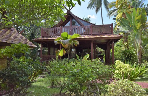 Bang Po Villa | Coconut Tropicana Villa T5 – 2/3 Bedroom Villa – Beach side