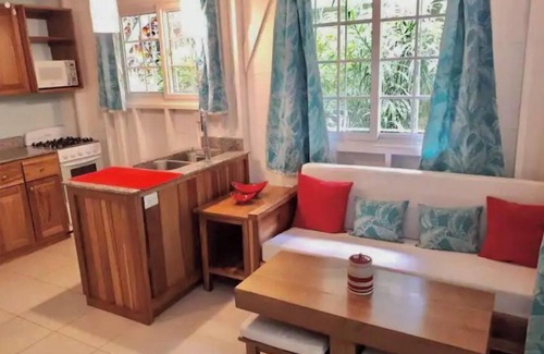 Big Creek Apartment | CoconutTree Beachfront Bungalow
