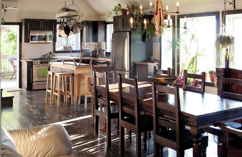 Magog Ski Chalet | Cocooning and spa Mount Orford ski cottage. Pet-Friendly!