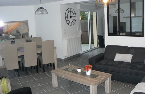 Cherbourg-en-Cotentin House | COCOONING VILLA WITH GARDEN VERY BRIGHT WITH WIFI CLOSE TO THE SEA