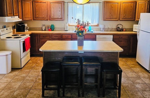 Cody House | Cody Cowboy Cottage