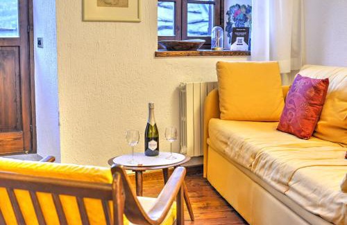 Verrand Apartment | Coeur Blanc