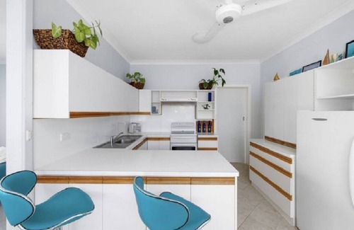 Lake Wangary House | 'Coffin Bay Holiday Home"' One Atmosphere close to main jetty and yacht club