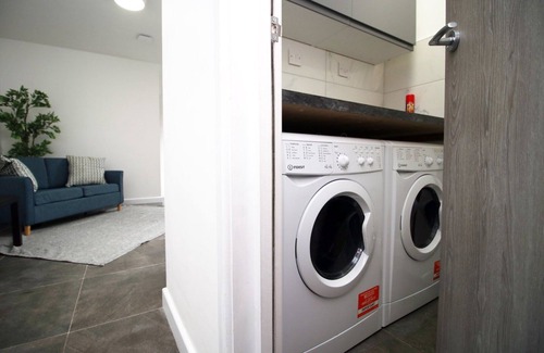 Penylan Apartment | Cohost Partners Stylish Studio 5 Mins to Cardiff City