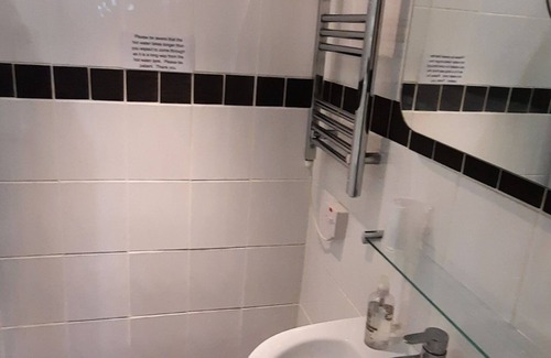 Rushmoor District House | Colebrook Guest House