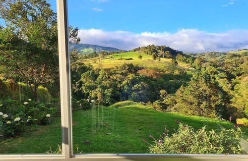 San Isidro Cabin | Colibri Studio Near SJO Airport & Poas Volcano