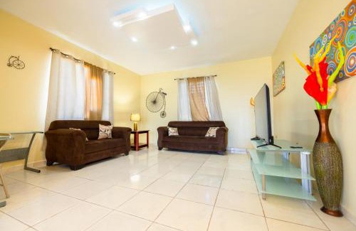Coto Apartment | Colinas del Atlantico Vacational House 2nd Floor