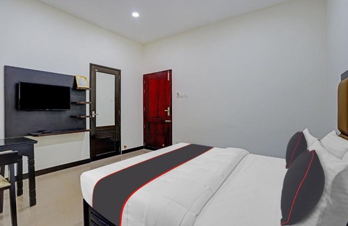 Kazhakuttam Hotel | Collection O 81280 Hotel Chinnus