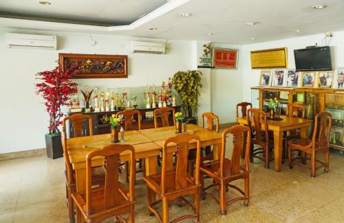 Palembang Hotel | Collection O 92690 Hotel Limas