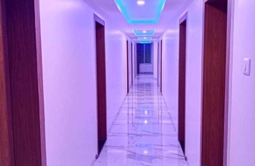 Pune Hotel | Collection O Hotel Satkar