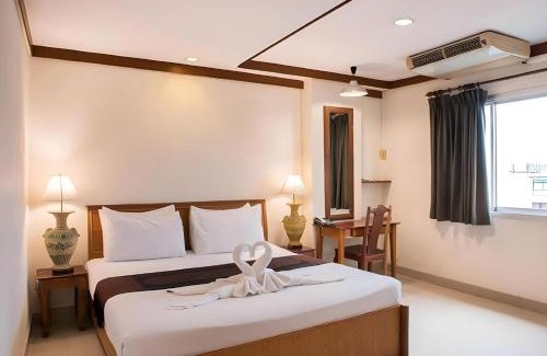 Bang Kho Laem Hotel | Collection O Howard Square Boutique Hotel