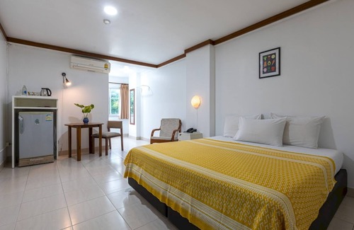 Bang Kho Laem Hotel | Collection O Howard Square Boutique Hotel