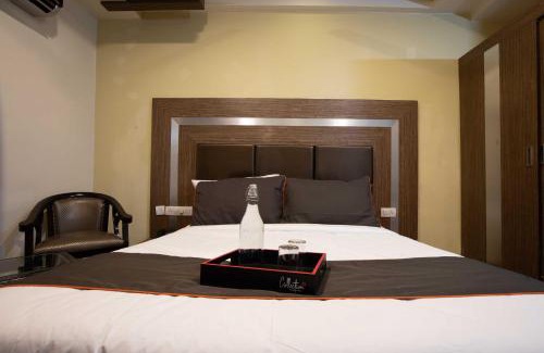 Pimpri Colony Hotel | Collection O MIDC Pimpari Pune Formerly SK Palace