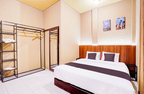 Padang Hotel | Collection O Padang City Center Near Transmart Padang Formerly De Orchids