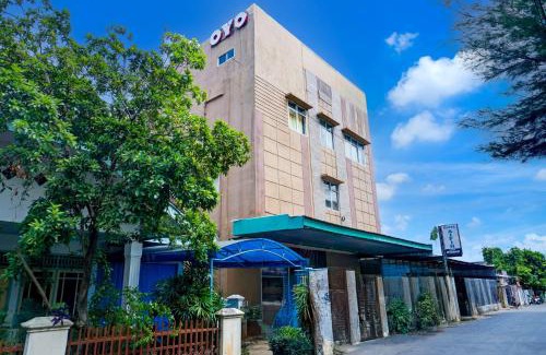 Palembang Hotel | Collection O R.Sukamto Near Palembang Trade Center Mall